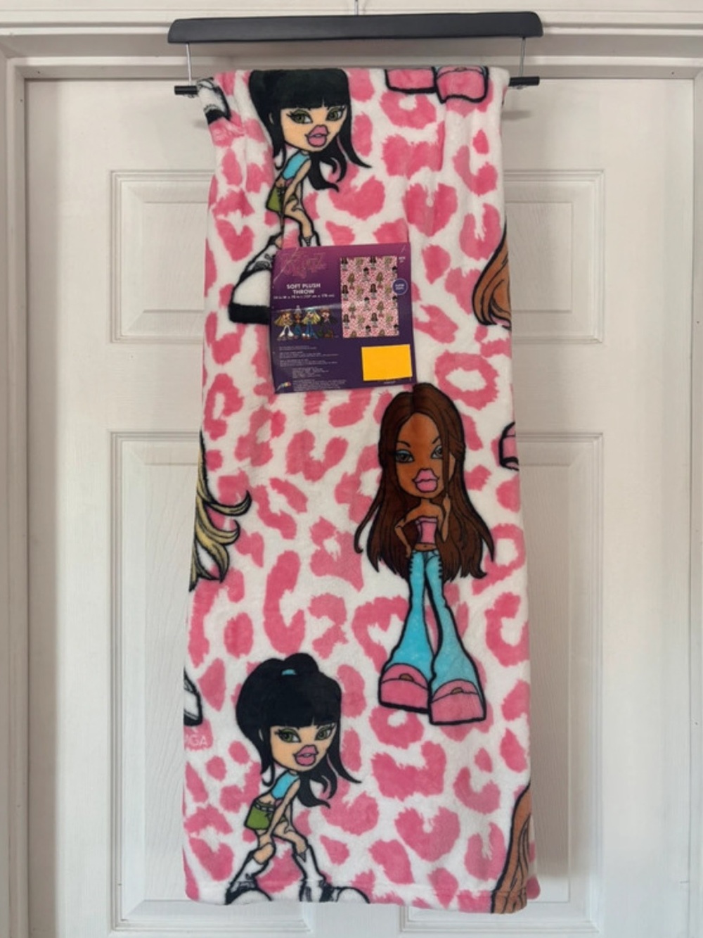 Bratz pink leopard print soft plush throw NWT
